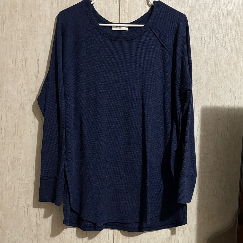 Zenana Outfitters Navy Blue Long Sleeve Top